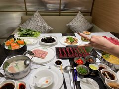 -红鼎豆捞·非遗鲍皇汤火锅(宝丰路店)