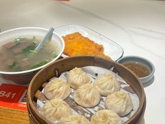 -馋三尺蟹粉小笼(人民广场店)