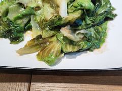 -臻鲜燕海鲜融合餐厅(金陵style店)