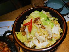 油渣莲白-九锅一堂酸菜鱼(学府凯德店)