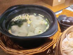 -馋三尺蟹粉小笼(人民广场店)