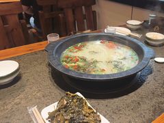 -景明轩•养生酸汤鱼火锅 云贵鲜菌 现舂野果酸汤(王寨小区店)