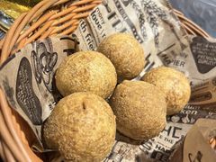 -BHC炸鸡(明洞总店)