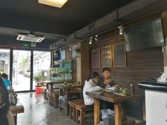 大堂-鲁前海沿儿