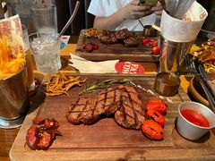 -FAT COW(虹梅路店)
