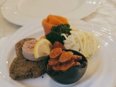 三宝乐特色小吃拼盘-新侨三宝乐西餐厅(崇文门店)