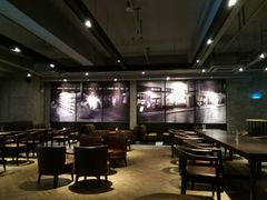 大堂-星巴克(上海虹桥南丰城办公楼店)