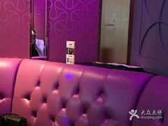 -乐界KTV(虹桥中心店)