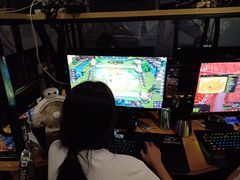 -网鱼电竞·棋牌(五一广场店)