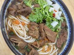 -牛师傅牛肉面(尚隆路店)