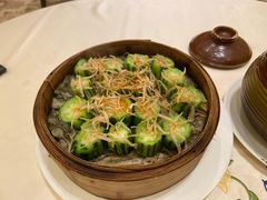 银鱼蒸丝瓜-沙龙酒家