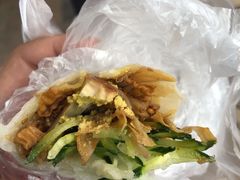 -老王芙蓉蛋卷饼(万达店)