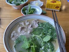 清汤牛肉米粉-闵四遵义羊肉粉(朝外大街店)