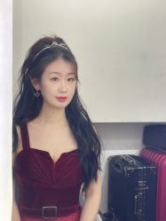 -艾米丽婚纱礼服