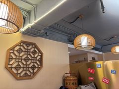 -胡须佬鸡煲四季火锅店(石厦西村直营店)