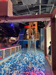 -幻贝家儿童乐园(苏州中心店)