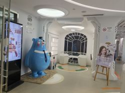 -唯儿诺儿童医院·儿科·眼科·口腔(海岸城店)