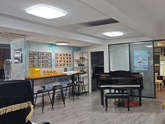 -梅纳·钢琴声乐架子鼓Mena Music(双井店)