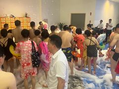 -水王国温泉水世界