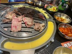 -GOGIYA·咕叽吖韩国传统烤肉店(东方新天地店)