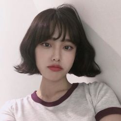 -时尚殿堂明星门店