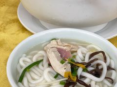 过桥米线-蝴蝶泉宾馆-中餐厅