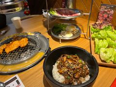 -青瓦炭韩潮烤肉(花园道店)