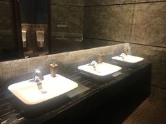 -名人国际影城(中环广场店)