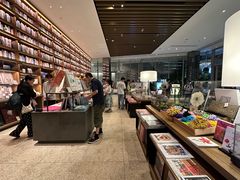 -茑屋书店(天目里店)