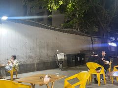 -鸿顺老铁锅美蛙鱼府(解放碑店)