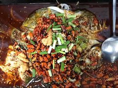 凌波鱼-探鱼·鲜青椒爽麻烤鱼(增城东汇城店)