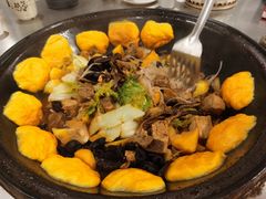 -粘豆包柴火铁锅炖