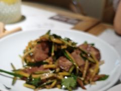 -关东小磨东北菜(漕河泾印象城店)