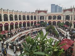 -佛罗伦萨小镇广佛名品奥特莱斯(疏港路店)