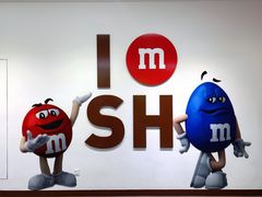 -m豆巧克力世界(上海世茂广场店)