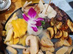 -一朵菌·野生菌探索家火锅(南亚店)