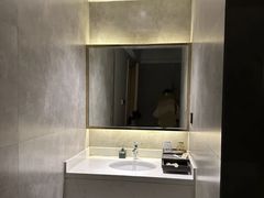 -曼谷一号酒店(深圳龙华大浪商业中心店)