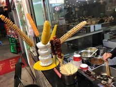 -黑色经典·长沙臭豆腐(粤华路店)