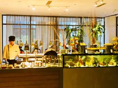 -海口绿发希尔顿酒店-田园汇自助餐·三文鱼·海鲜