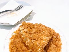 招牌巴黎酥-PETIT PARIS 小巴黎(凯德1818店)
