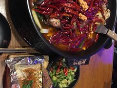 -令狐冲·炭烤活鱼(宝龙店)