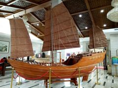 -那琴半岛地质海洋公园