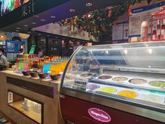 自助取餐区-亚马逊环球美食百汇(新城吾悦广场店)