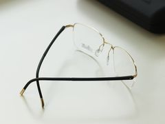 -目艮眼镜SHOWROOM(品牌集合店)