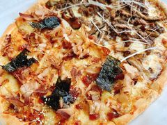 烤牛肉拼鳗鱼披萨-I HOLIC艾豪丽披萨(KKone店)