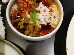 -麻六记(凤凰汇店)