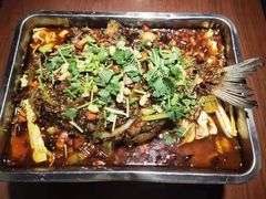 -川人百味·水煮活鱼(赛罕万达店)