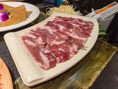 -宽板凳老灶火锅(台湾街店)