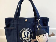 -lululemon(上海浦东IFC店)