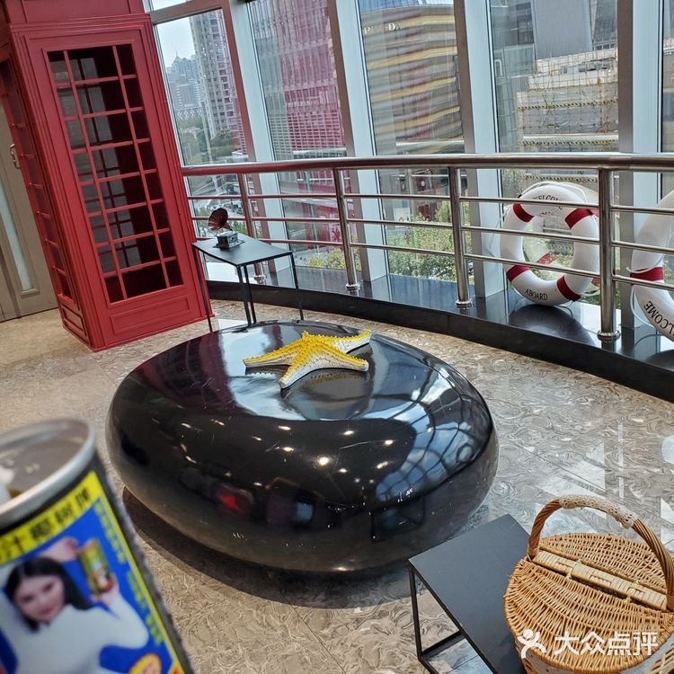 抢到58券得空就来了，选黑松露菌王国锅汤底么啥料